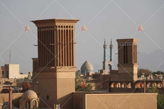تصویر با کیفیت بادگیر ها و بافت قدیمی شهر یزد
